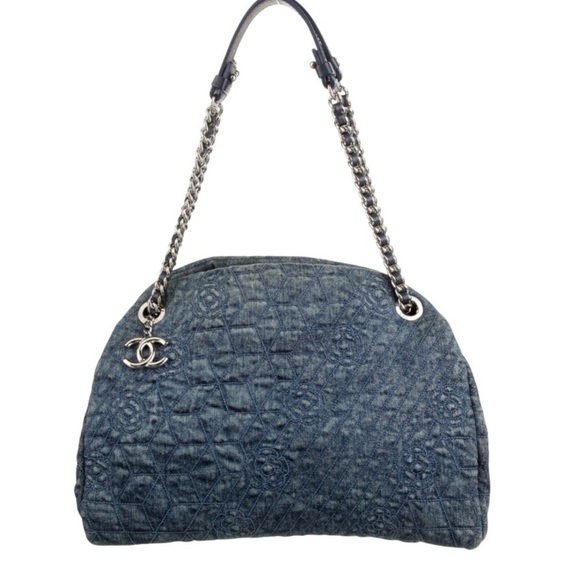 Chanel Quilted Denim Shoulder Bag Camellia Embroidery Silver Chain
Straps - Picture 1 of 13